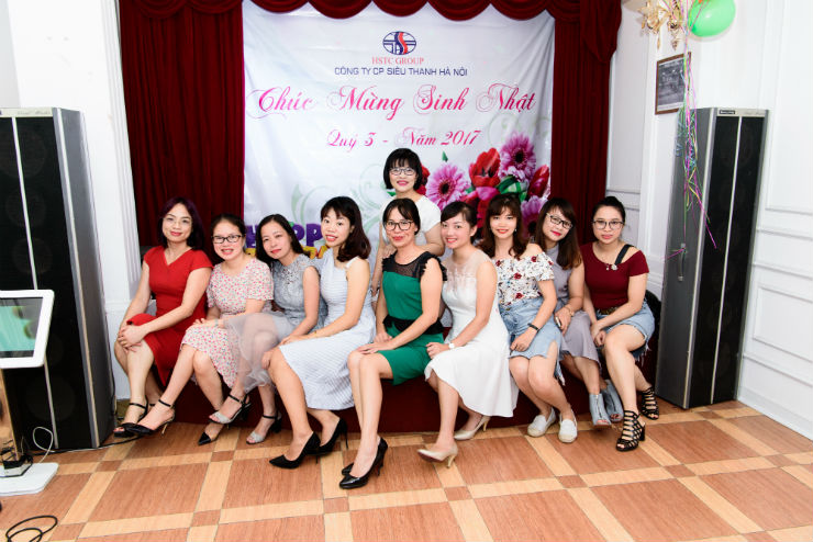 Siêu Thanh Hà Nội tưng bừng tổ chức chương trình chúc mừng sinh nhật cho CBNV Quý III/2017 Siêu Thanh Hà Nội tưng bừng tổ chức chương trình chúc mừng sinh nhật cho CBNV Quý III/2017
